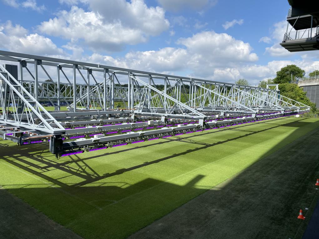 Nachhaltige LEDTechnologie für besseres Rasenwachstum  Stadionwelt